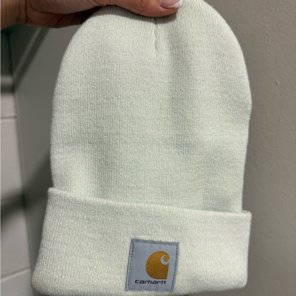 MINT CARHARTT BEANIE